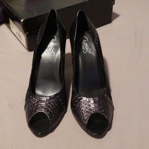 Carlos Santana Mixed Open Toe Pump